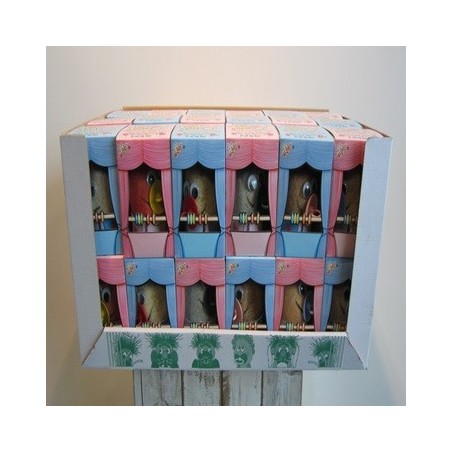 CAJA MUÑECO CESPED